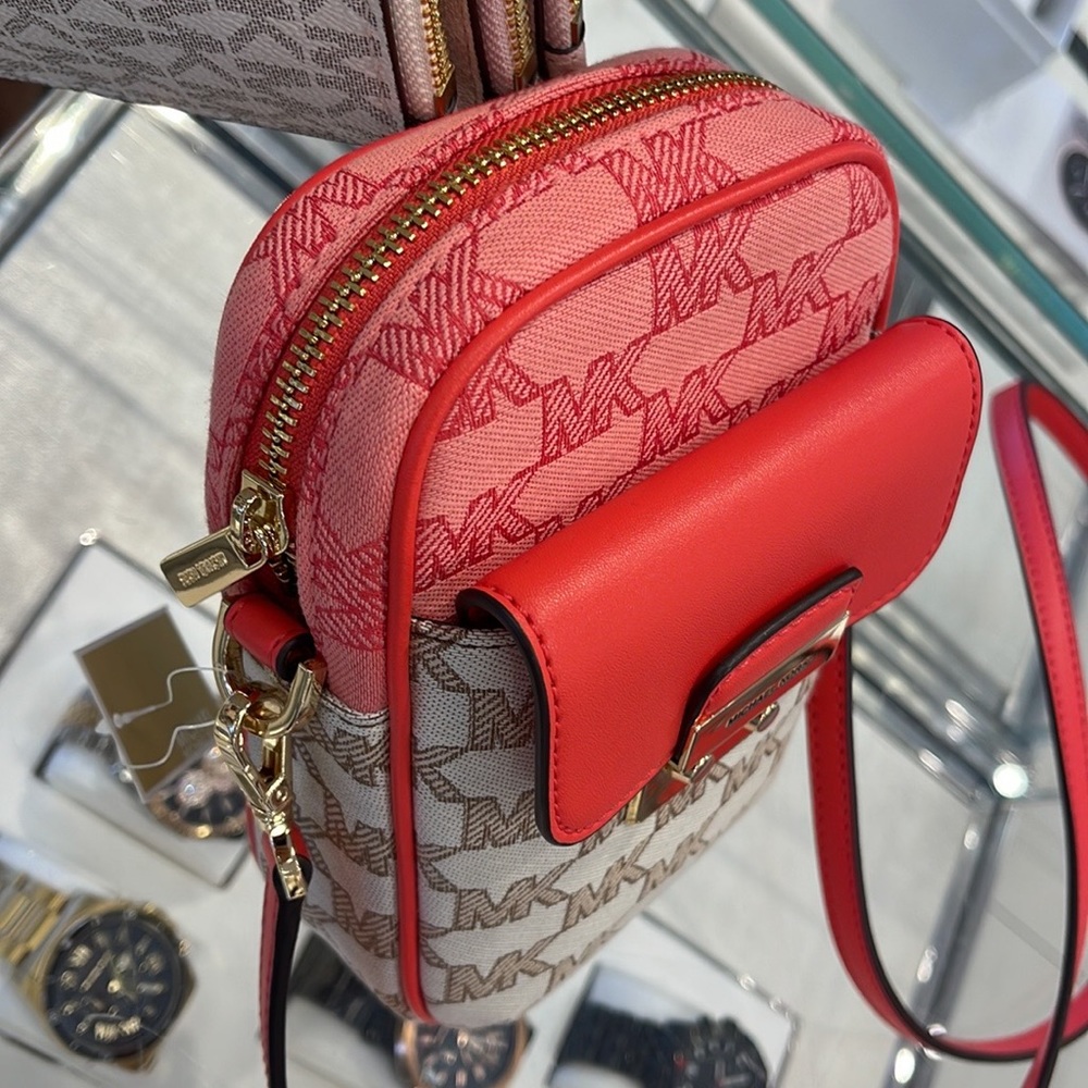 Michael Kors Sloan Editor Small Phone Logo Jacquard Crossbody
Grapefruit Multi - Picture 7 of 16